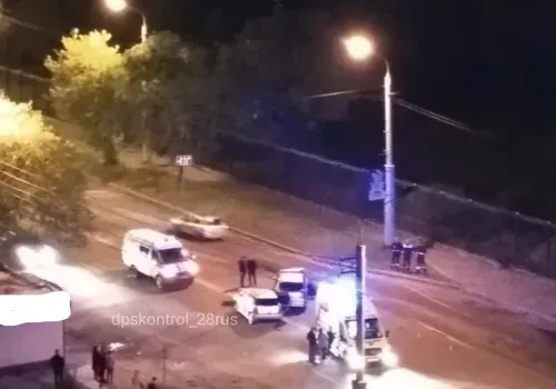 Три автомобиля стали участниками жесткого ДТП в микрорайоне Благовещенска