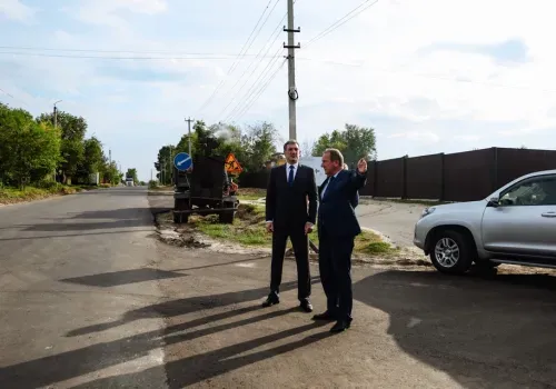 Василий Орлов проверил ход ремонта улиц и дорог в Свободном