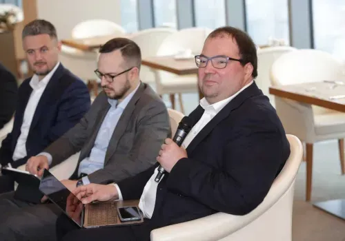 Журналист "Телепорта" предложил министру цифровизации доработать сайт инициатив