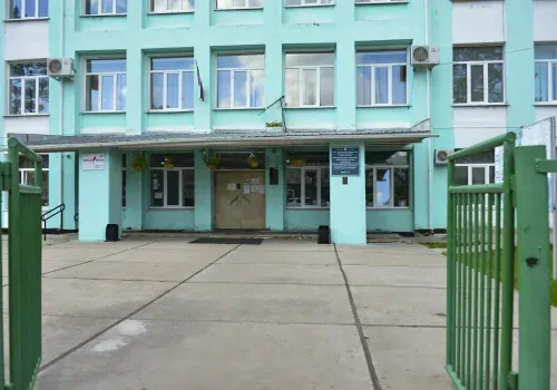 На коньках смогут бесплатно кататься школьники из Серышева