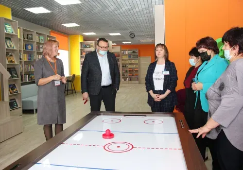 Библиотека с антикафе и интеллектуальным чил-аутом открылась в Михайловском районе