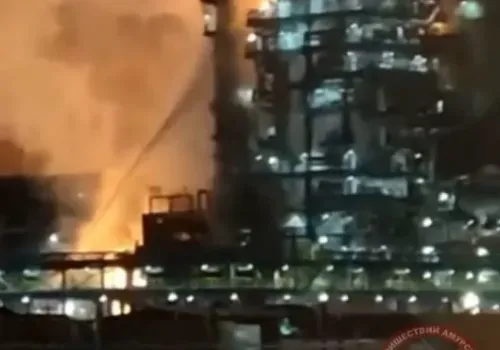 Крупный пожар произошел на территории ГПЗ в Свободном