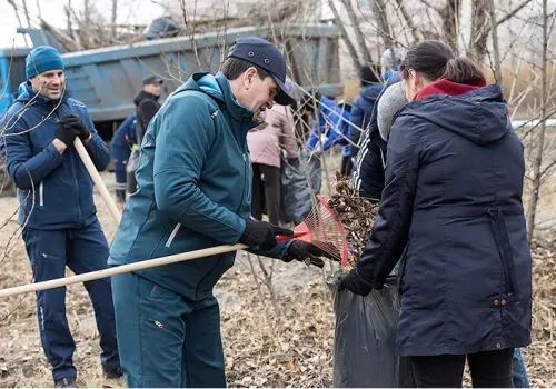 Весенние субботники в Приамурье и Забайкалье провели сотрудники ЗабЖД