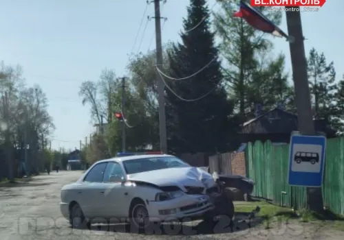 В электроопору врезался автомобилист в амурском селе