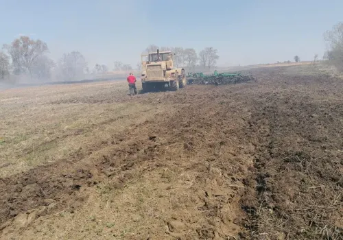 Штрафы грозят фермерам за сжигание мусора и небольшого леска в Приамурье