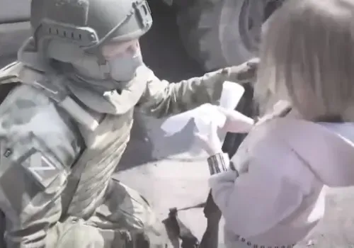 Кадры из Донбасса вошли в клип амурской группы "Блокада сердца"