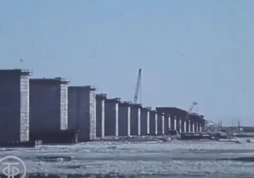 Видео строительства первого моста через Зею в Благовещенске появилось в Интернете