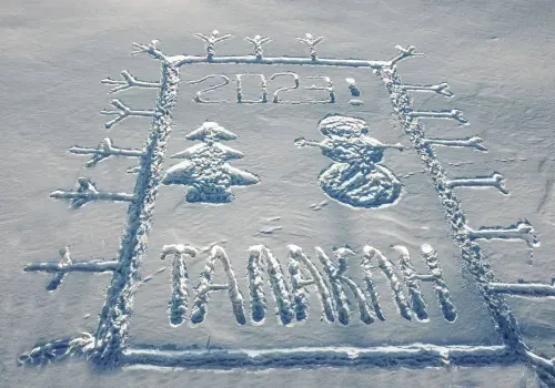 Ледовую открытку по детскому рисунку создали в Селемджинском районе