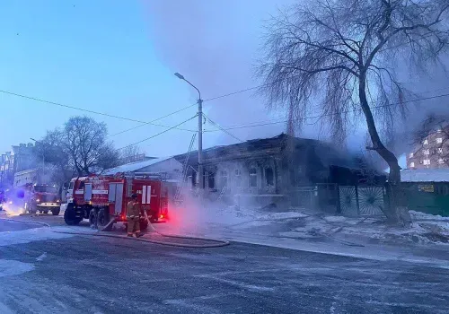 Женщины пострадали при пожаре в частном доме в Благовещенске