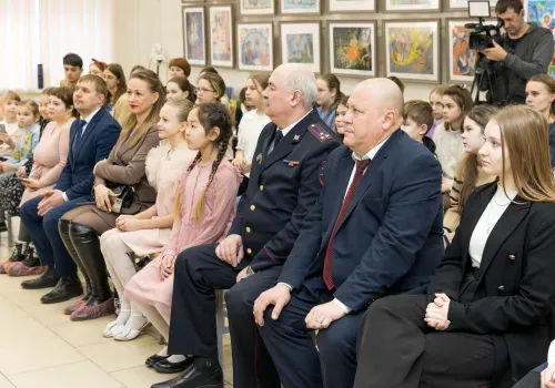 ЗабЖД наградила победителей конкурса комиксов «Безопасная железная дорога» 