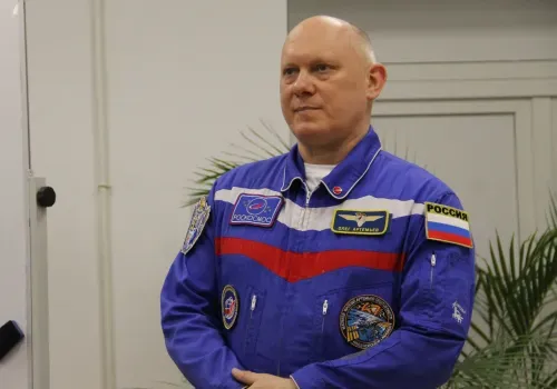 Космонавт Олег Артемьев – о зарплате на МКС, величии Земли и космодроме Восточный