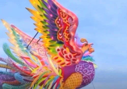 Светящихся дракона и жар-птицу установили в Хэйхэ к международной ярмарке