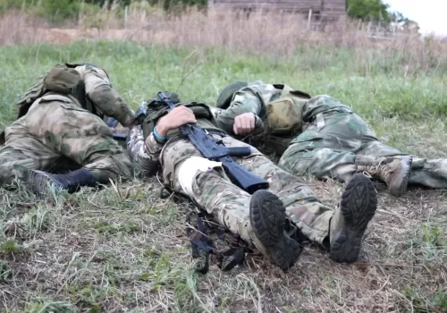 Эвакуацию с поля боя произвели контрактники в Амурской области 
