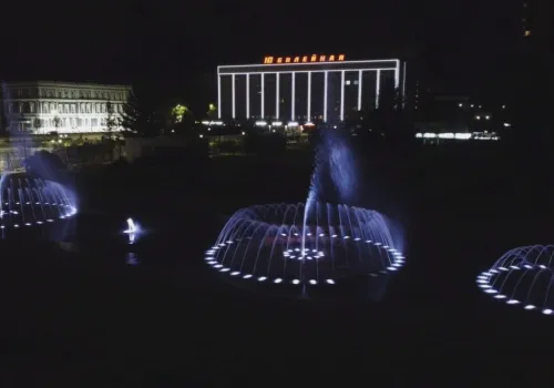 Фонтаны в центре Благовещенска запустили в тестовом режиме 