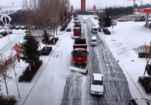 Движение в Китае на границе с Амурской областью затруднено из-за уборки снега