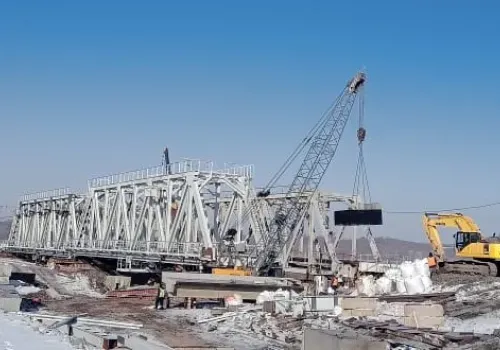 На ЗабЖД приступили к замене пролетных строений второго железнодорожного моста через реку Завитая 