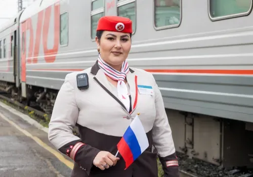 Патриотическую акцию «Встречаем «Россию» провели сотрудники ЗабЖД на вокзале Читы