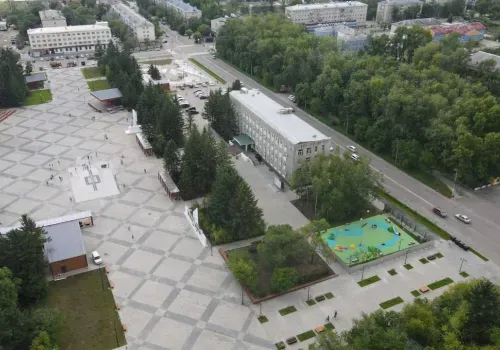 Обновленную центральную площадь официально открыли в Свободном