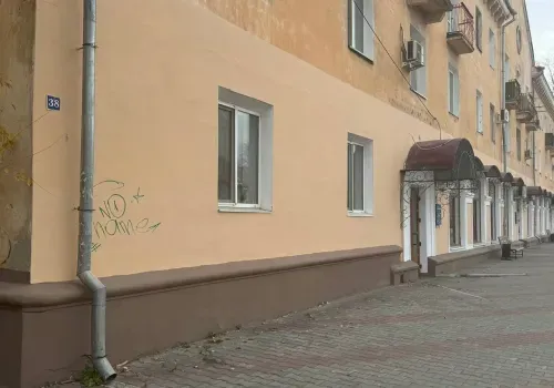 Десятки зданий изуродовали в Свободном за одну ночь