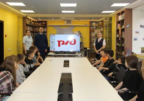 Урок безопасности провели сотрудники ЗабЖД для юных свободненцев