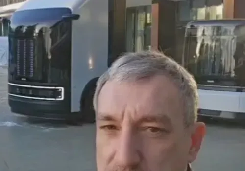 Российский беспилотный тягач показал на видео губернатор Орлов