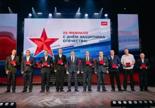 Сотрудников ЗабЖД отметили государственными и ведомственными наградами
