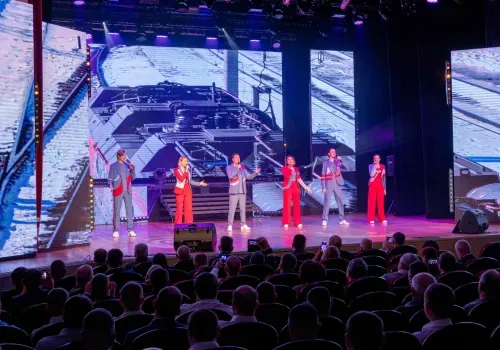 45 сотрудников ЗабЖД отметили наградами в рамках празднования Дня машиниста