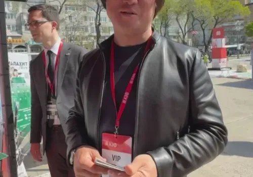 Депутат Госдумы Сангаджи Тарбаев участвует в форуме "АмурЭкспо"