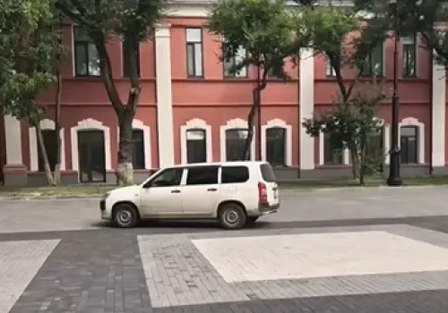 Водители получили штрафы за нарушения на площади в Благовещенске