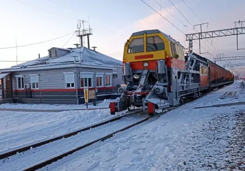 С железнодорожных путей в Забайкалье и Приамурье убрали более 126 тыс. кубометров снега в январе 2026 года