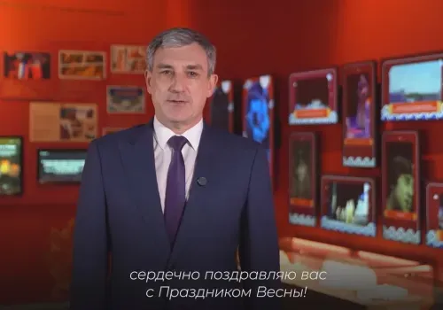 Губернатор Василий Орлов поздравил жителей Китая с Новым годом на родном для них языке