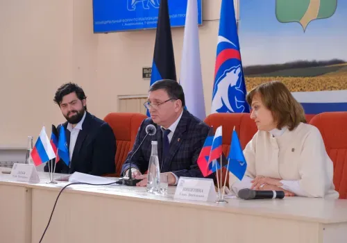 Сотрудничество на пользу: что сделала Амурская область в подшефном округе в ДНР