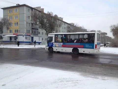 В Новосибирске кондуктор и мать высаженного из автобуса ребенка устроили драку
