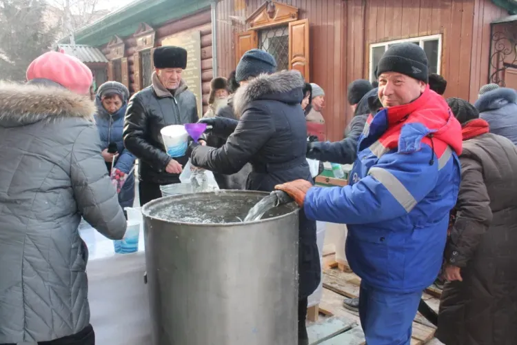 Воду для освящения в Благовещенске коммунальщики подвезут к новому храму