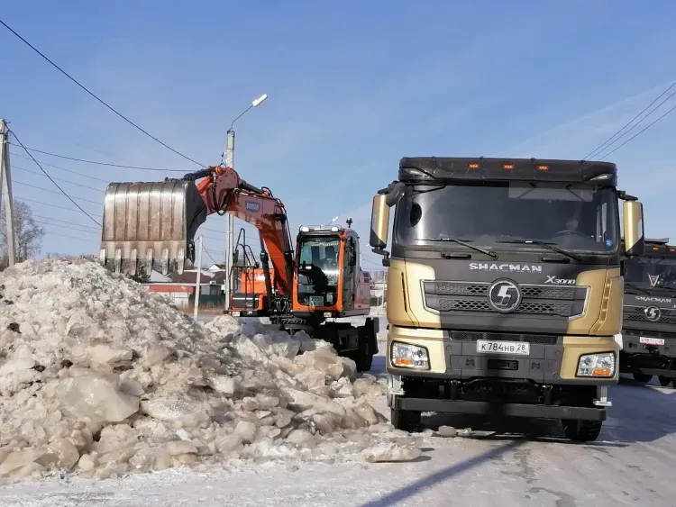 Борьба с подземными ключами в Благовещенском районе длится третий месяц (фото)