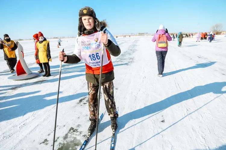 Василий Орлов открыл главный старт "Лыжни России" в Приамурье