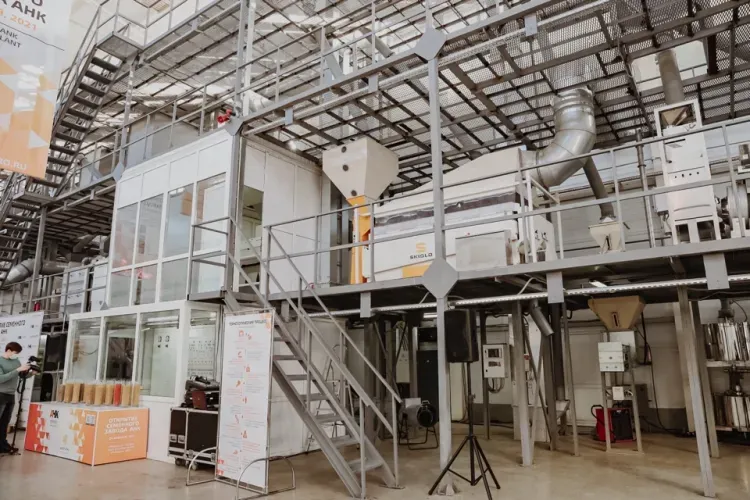 Семенной завод в Благовещенском районе поможет аграриям увеличить урожайность