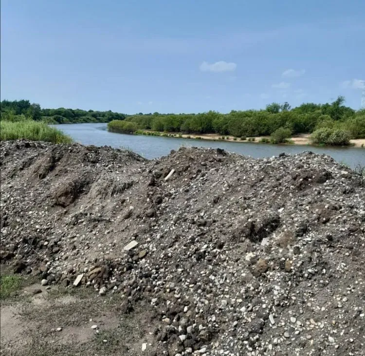 Василий Орлов рассказал о мероприятиях для защиты амурского села от паводка