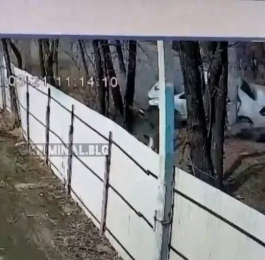 В жестком ДТП с участием такси в Благовещенске пострадали люди