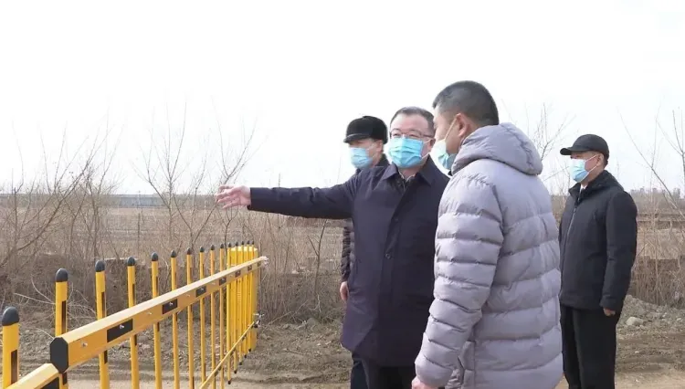 Чиновник из КНР сравнил работу пункта пропуска в Хэйхэ с "ходьбой по тонкому льду"