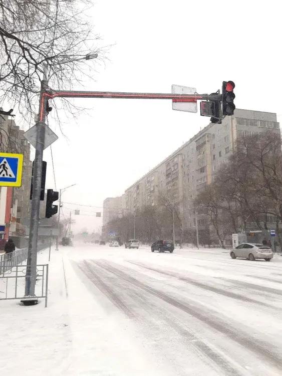 Таксисты взвинтили цены из-за снегопада в Благовещенске