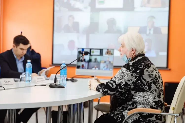 Василию Орлову пожаловались на подтопление домов в Ивановском районе