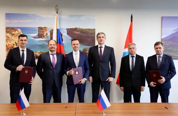 Власти Приамурья подписали соглашение на развитие международного аэропорта на 30 лет