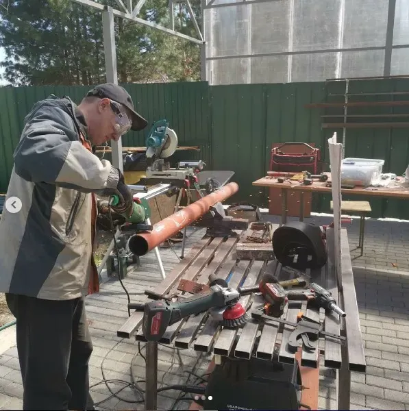 Миллиардер из Владивостока, поднявшись в рейтинге Forbes, сделал себе подарок