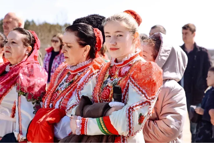 Василий Орлов открыл копию Албазинского острога в амурском парке "Патриот"