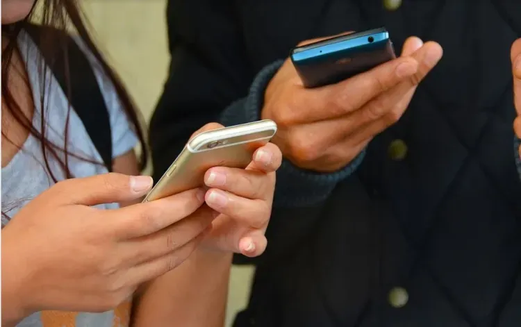 Под видом изменения политики WhatsApp мошенники обманывают пользователей