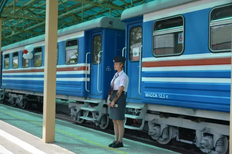 Детскую железную дорогу в Свободном назвали именем первого министра путей сообщения РФ