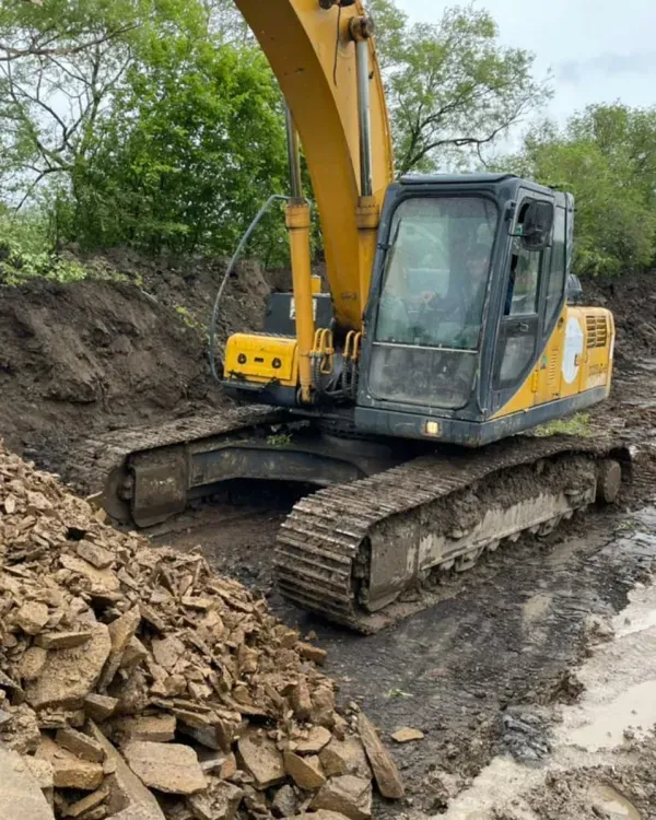 Пучины устраняют на региональной дороге в Благовещенском районе