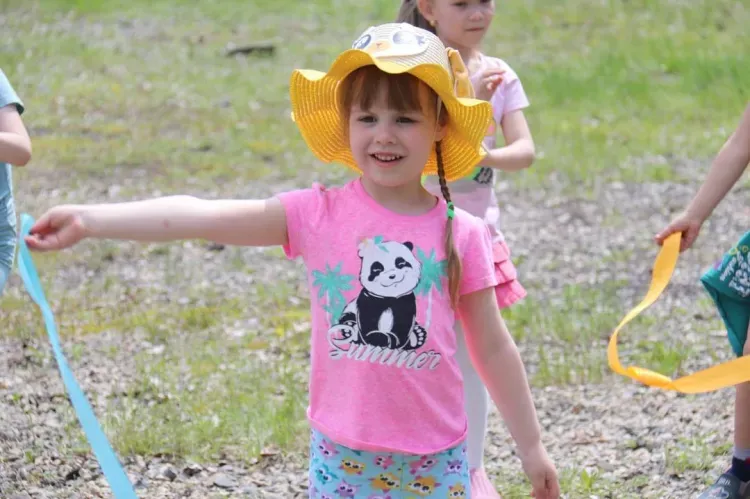 Мороженое раздали детям от главы Сковородинского района на празднике детства