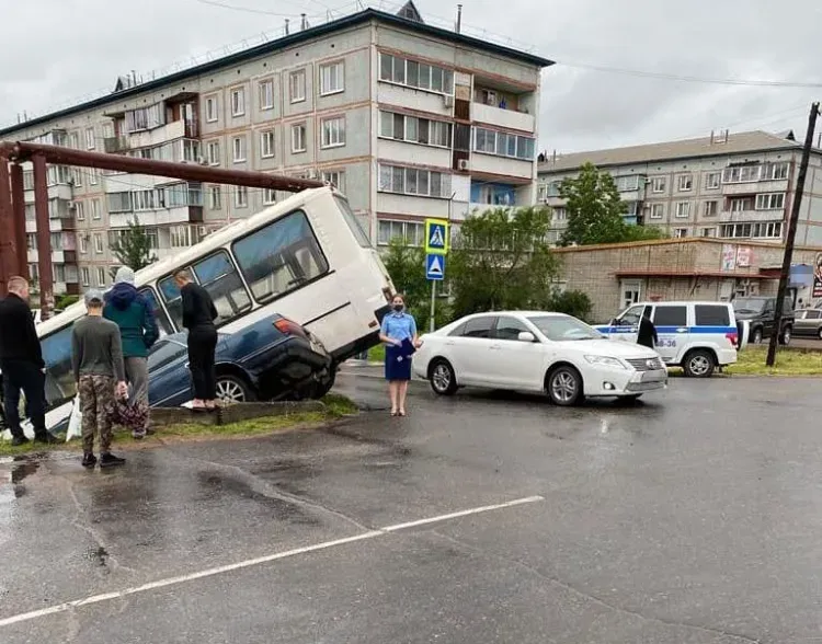 Авто в архаре